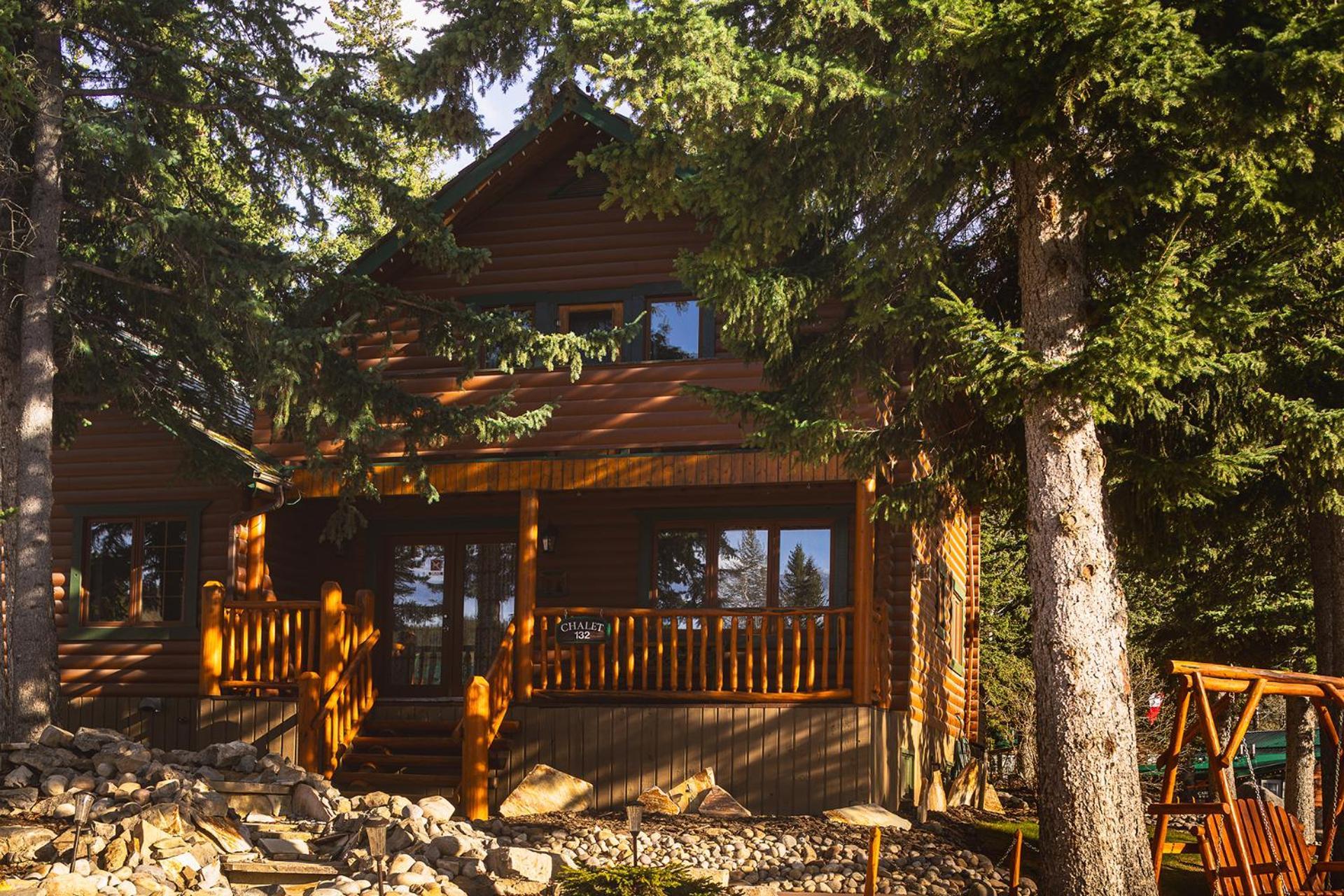 Overlander Mountain Lodge Джаспър Екстериор снимка