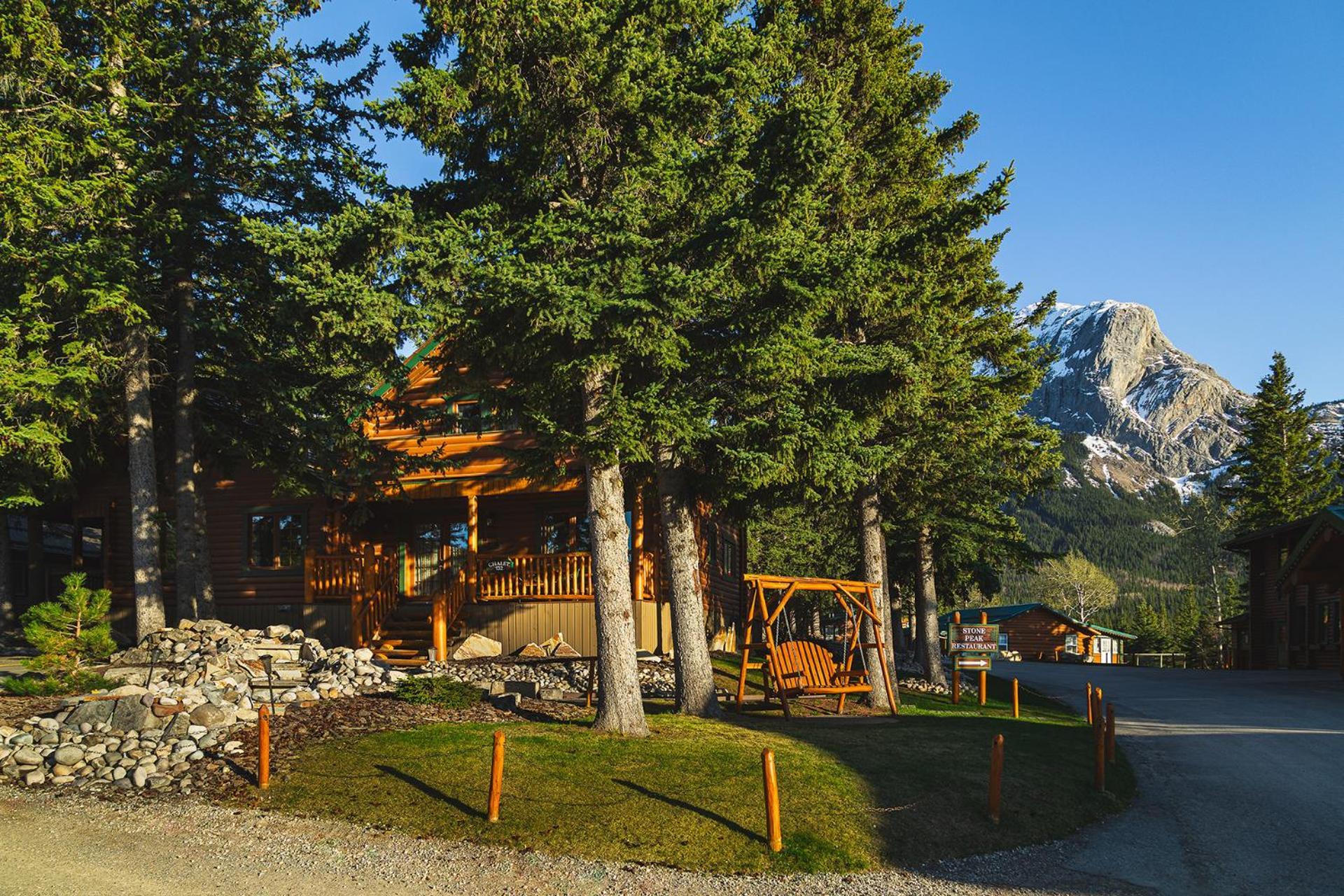 Overlander Mountain Lodge Джаспър Екстериор снимка